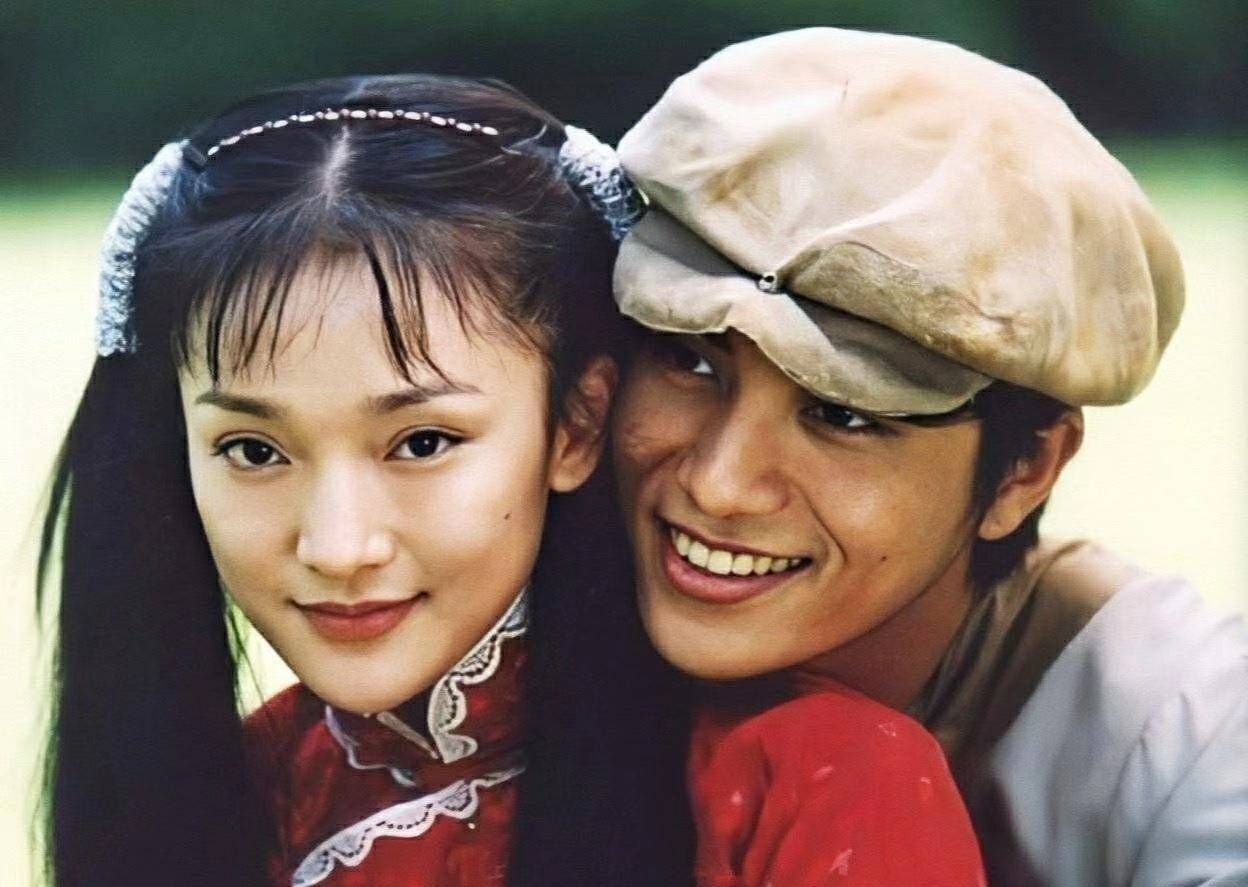 陈坤|周迅终于不再隐瞒与陈坤的真实关系，陈坤儿子生母面纱依旧神秘