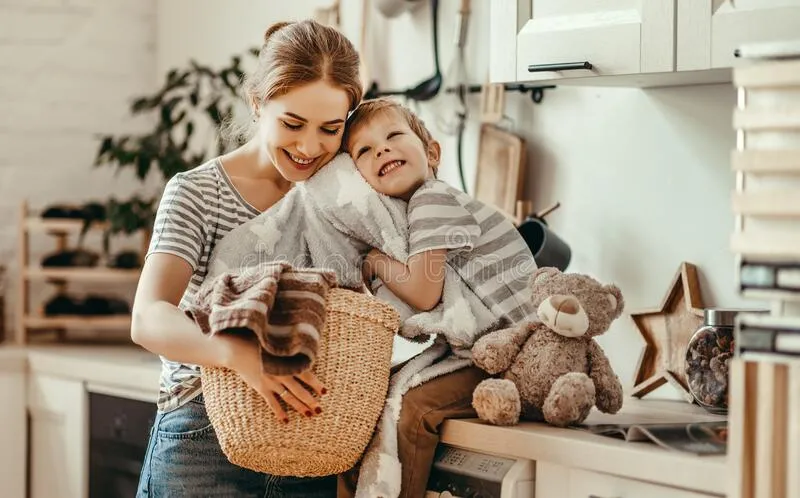 农村奇闻 英国全职主妇：跟我一样伺候老公，你就不会遭抛弃