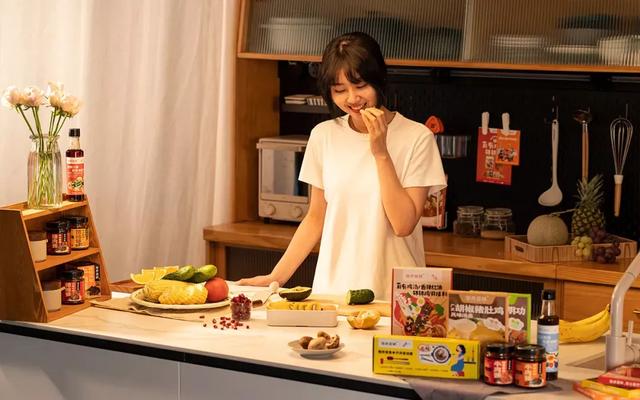 度娘|拼多多高管来天猫开店，一年融一亿还登上类目第一