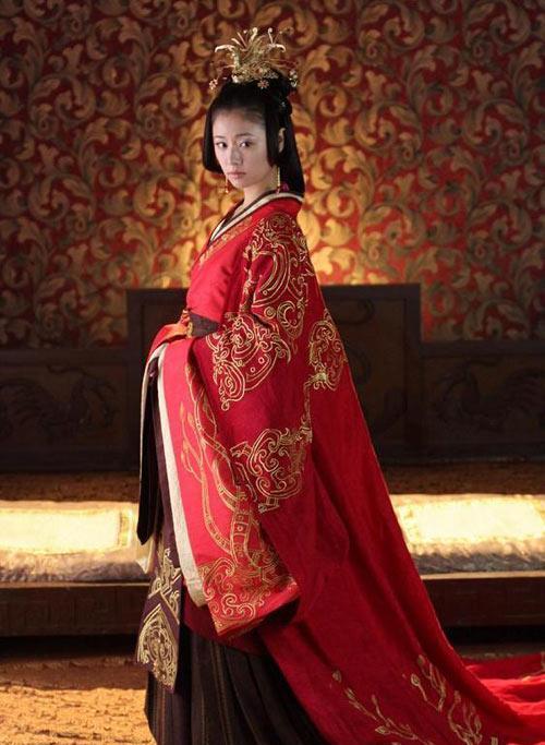 郑爽|被封杀后，郑爽背后5大金主曝光！冯小刚一句话扯下“遮羞布”