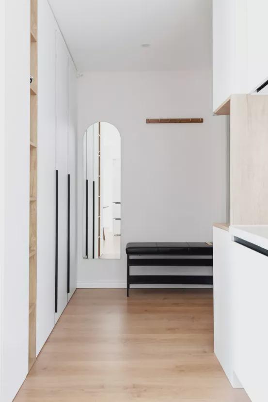 80㎡日式户型，玄关、电视墙等亮点多多，快来围观小夫妻居家之道