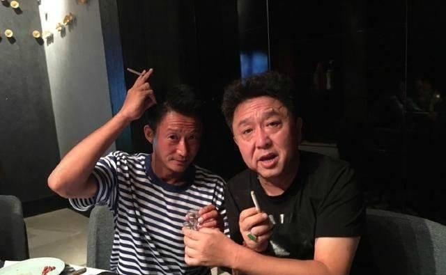 白雪在燃烧 卖房拍电影,女主角罢演,欲分期给片酬,硬汉吴京也有无奈的时候