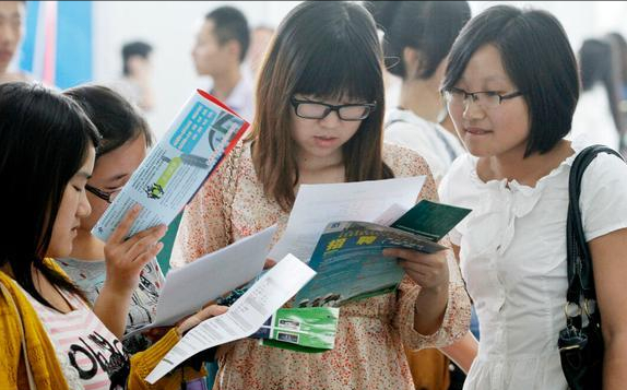 招聘|春节过后，这些“铁饭碗”将大量招聘，年薪6位数！还带编制！