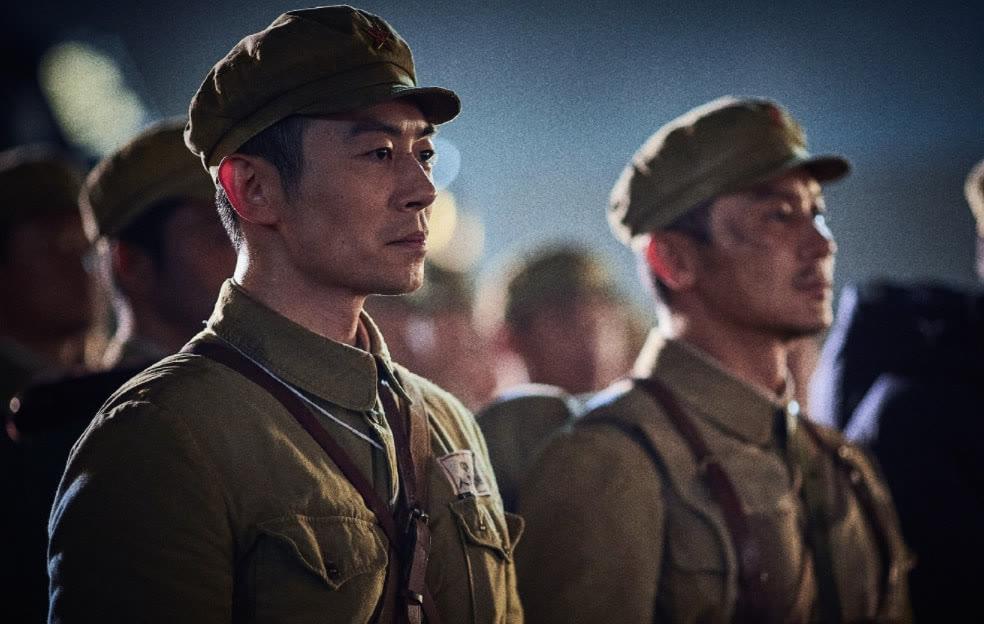 长津湖|《长津湖》预售破亿，3小时影片竟全程无尿点，网友：完全看不够