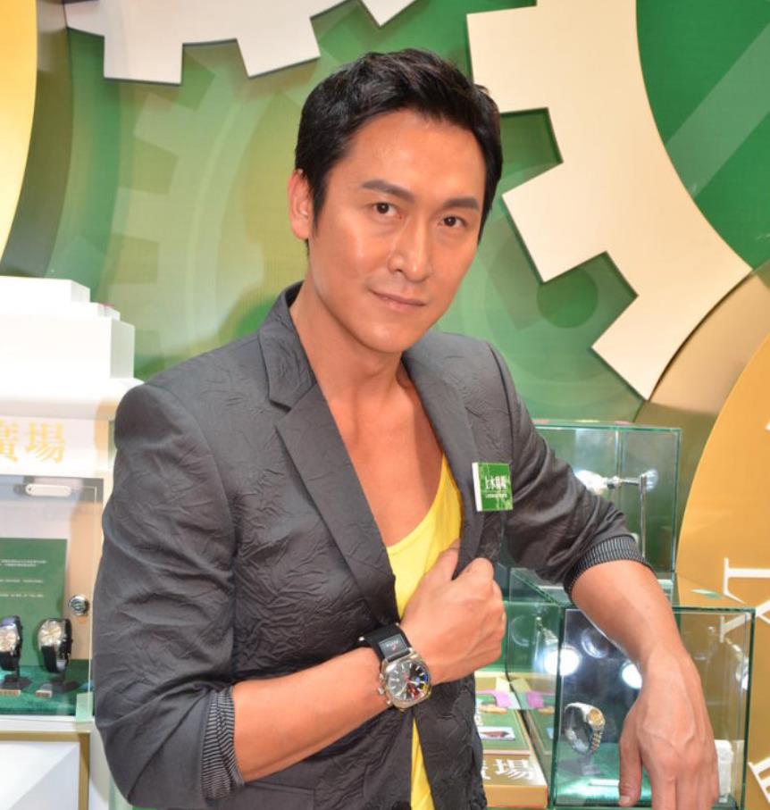 TVB|11位TVB男演员颜值大赏，凸嘴、脸长、皱纹多，不帅也能当男主