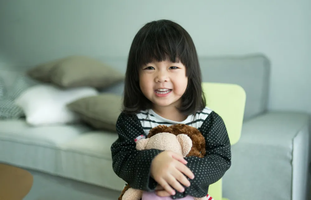 一只吴青蛙|上幼儿园了，孩子还没戒安慰物怎么办？