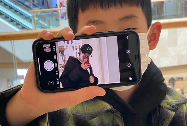 徐洪浩|从“父女”变夫妻，他们隐藏得真深，孩子11岁了才知道他们的关系