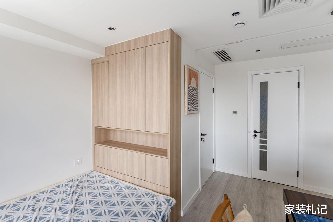 设计师|两人一猫的96㎡，户型虽烂但装修真心不错，面积不大却格外舒适