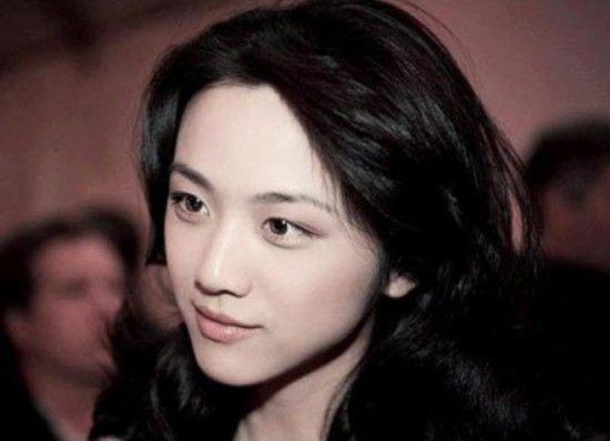 魏嘉说旅游 2014年，汤唯突然接到一个电话：我手上有你的视频，给我21万