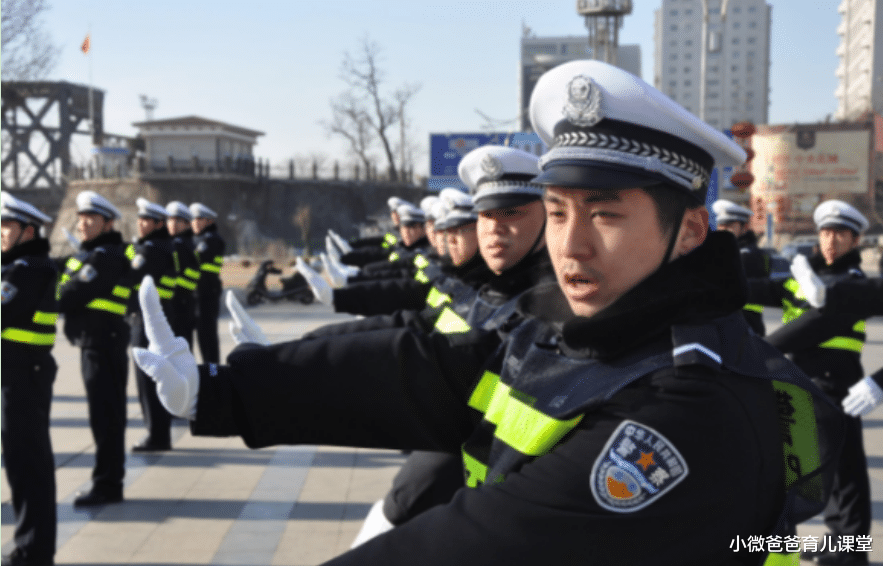 小微爸爸育儿课堂|辅警迎来“好消息”，薪资待遇或将提升，想报考的学生多加留意