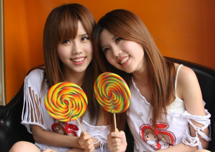 王力宏|王力宏的两位绯闻女星颜值跨越大，网友：这审美太跳跃了