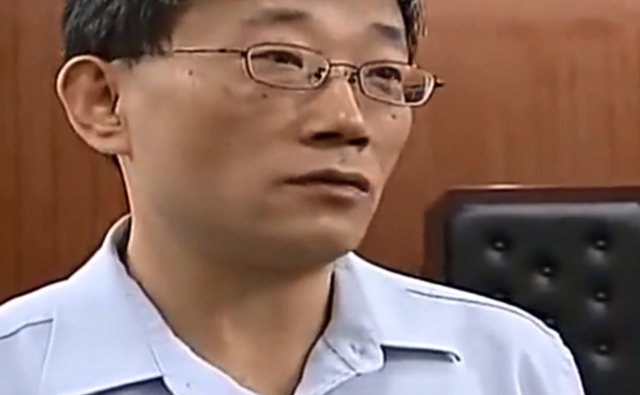 蓦然一牟 弟弟癌症晚期，4个兄弟没人照顾他，去世后兄弟4人看到遗嘱愣住了