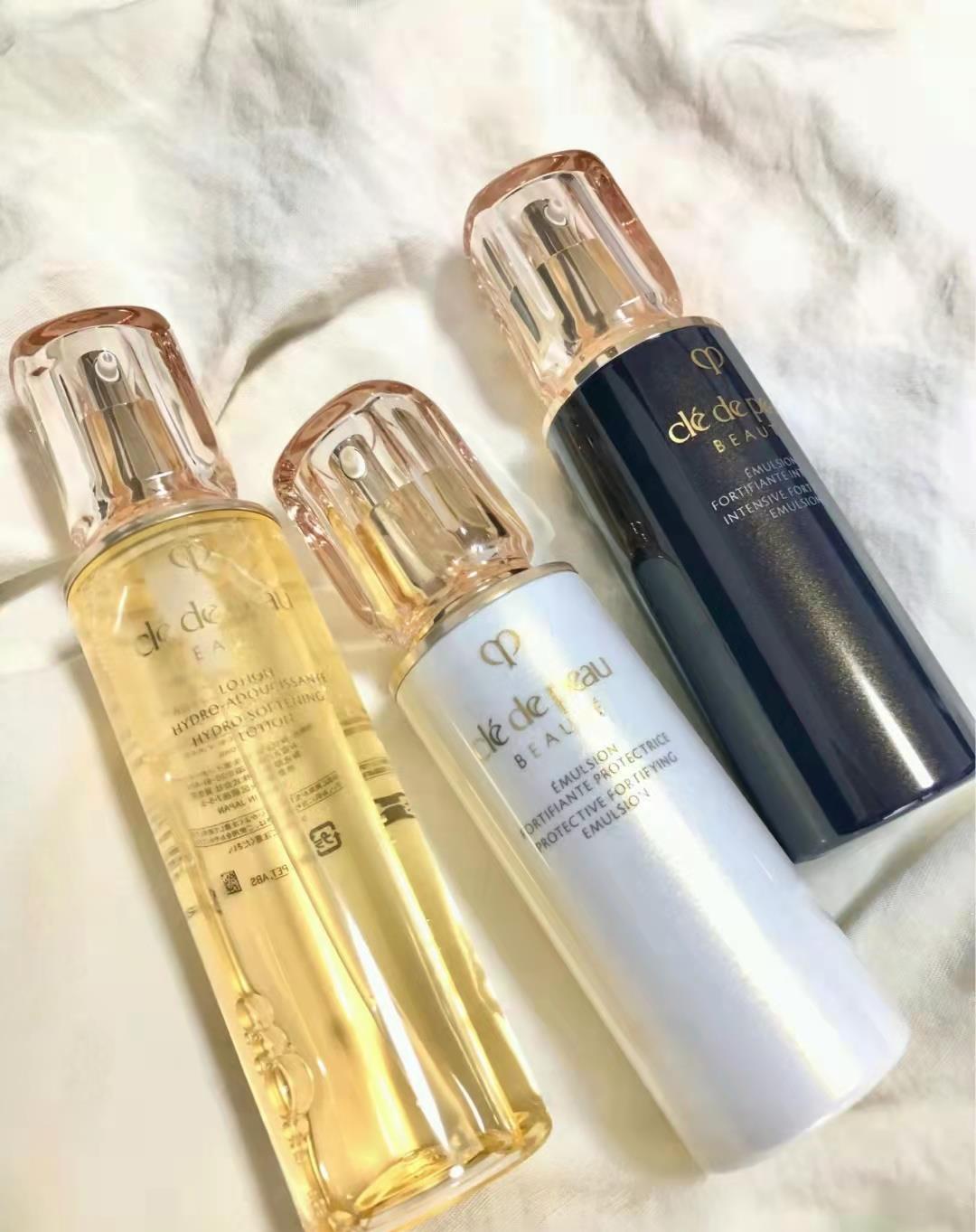 护肤品 平价水乳和大牌水乳有什么差别？你适合用哪个？别用错了花冤枉钱