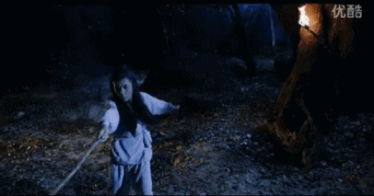 电视剧|看看越南翻拍的国产古装电视剧：来吧，朕不能一个人瞎！