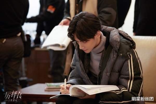 罗云熙|《良言写意》路透，罗云熙在程潇旁边显得更瘦了，期待上线