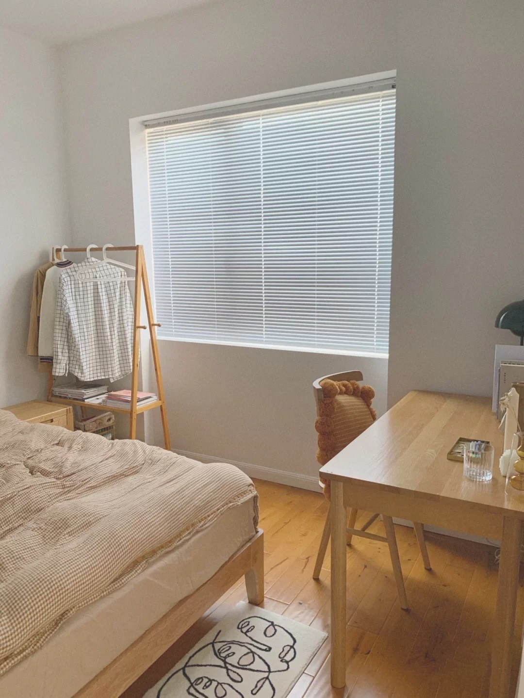 |90后女生家中的精致场面，进门就是风景，入住两年依然整洁温馨