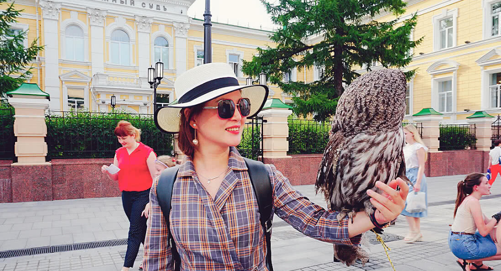 亚投行 港口货物堆积如山，损失已超过千亿，俄媒：感谢让出中国市场