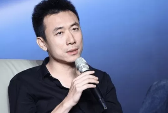 贾静雯|比林生斌还狠的男人出现了：为了不让前妻分家产，富豪离婚究竟能有多恐怖？