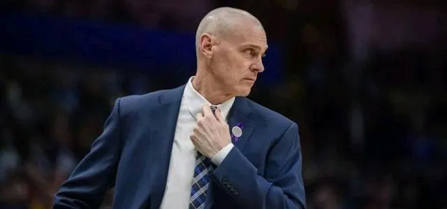 斯蒂芬·库里|重磅!波神再次逼供管理层,渴望交易联手库里,勇士成最大赢家!