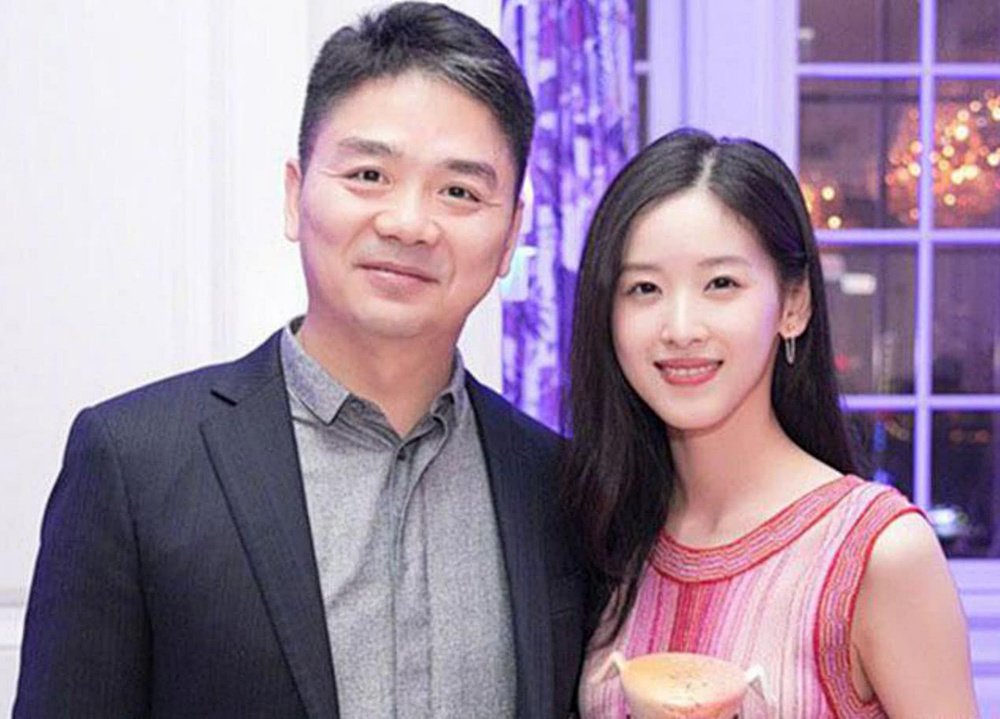 章泽天|刘强东视角下的娇妻啥样？章泽天新鲜健身照出炉：诠释富豪界的完美人妻