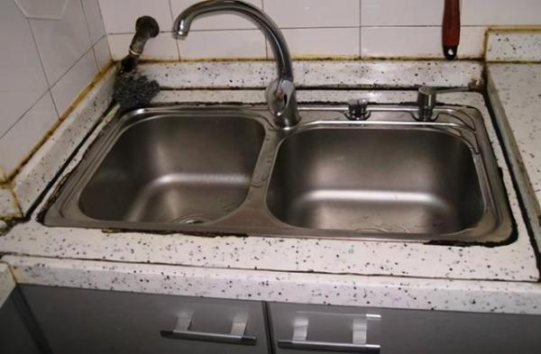 到姑姑家才发现，厨房还能这样布置，高级又显档次！建议大家都学学