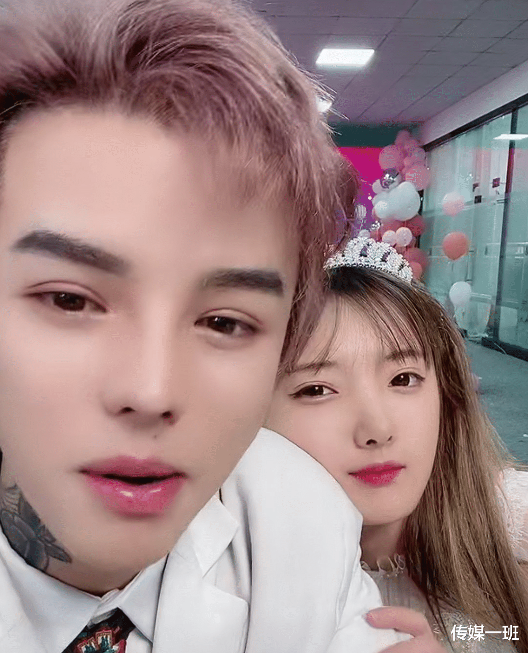 殷世航|网红殷世航被永久封号，卖大牌假货，连“爸爸”都是花钱租的？