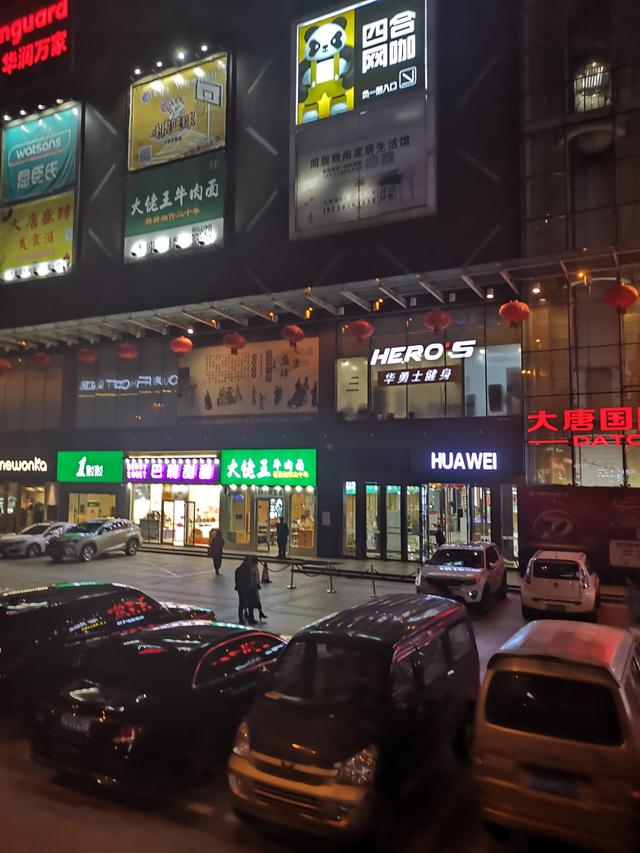 房地产税立法|合肥很旺的黄望潜商圈也落寞了，大唐购物中心一点人气都没有了