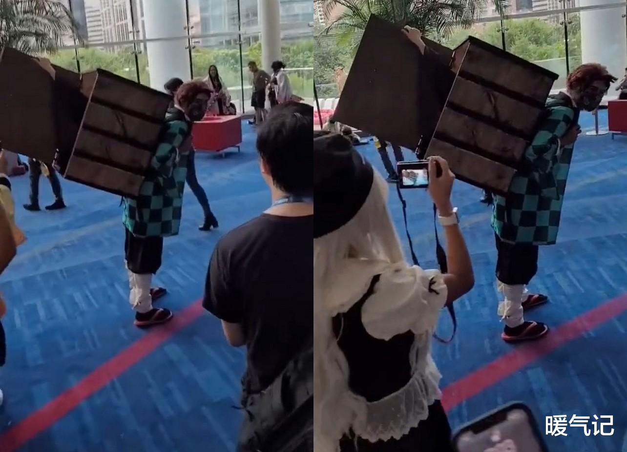 coser|咒术回战与鬼灭之刃COSER，一个御姐范十足，一个累却开心