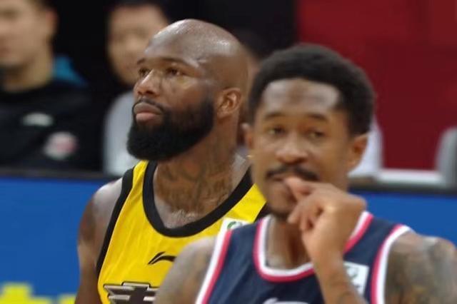 多米尼克·瓊斯|過得不開心？瓊斯接連炮轟球隊，曾向威姆斯表態想去國手多的球隊