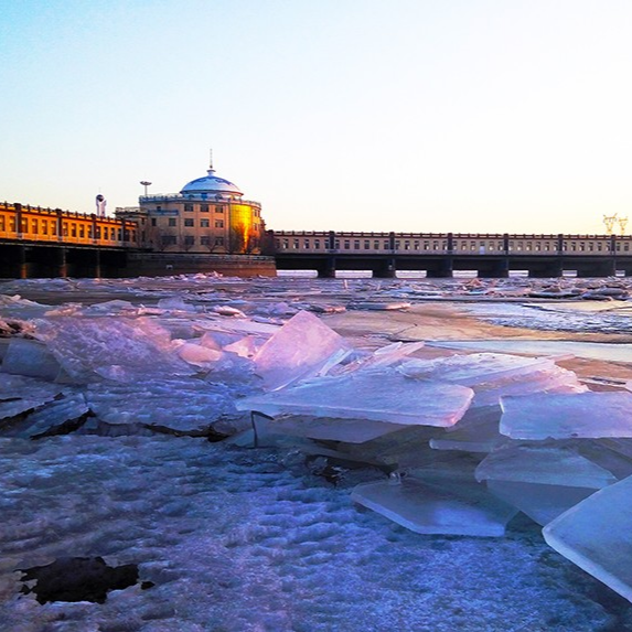 活力内蒙古 磴口即将上演“冰河乍裂”自然大片