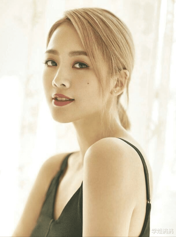 吴映洁|30多岁还能演中学生的女明星，我只服这3位