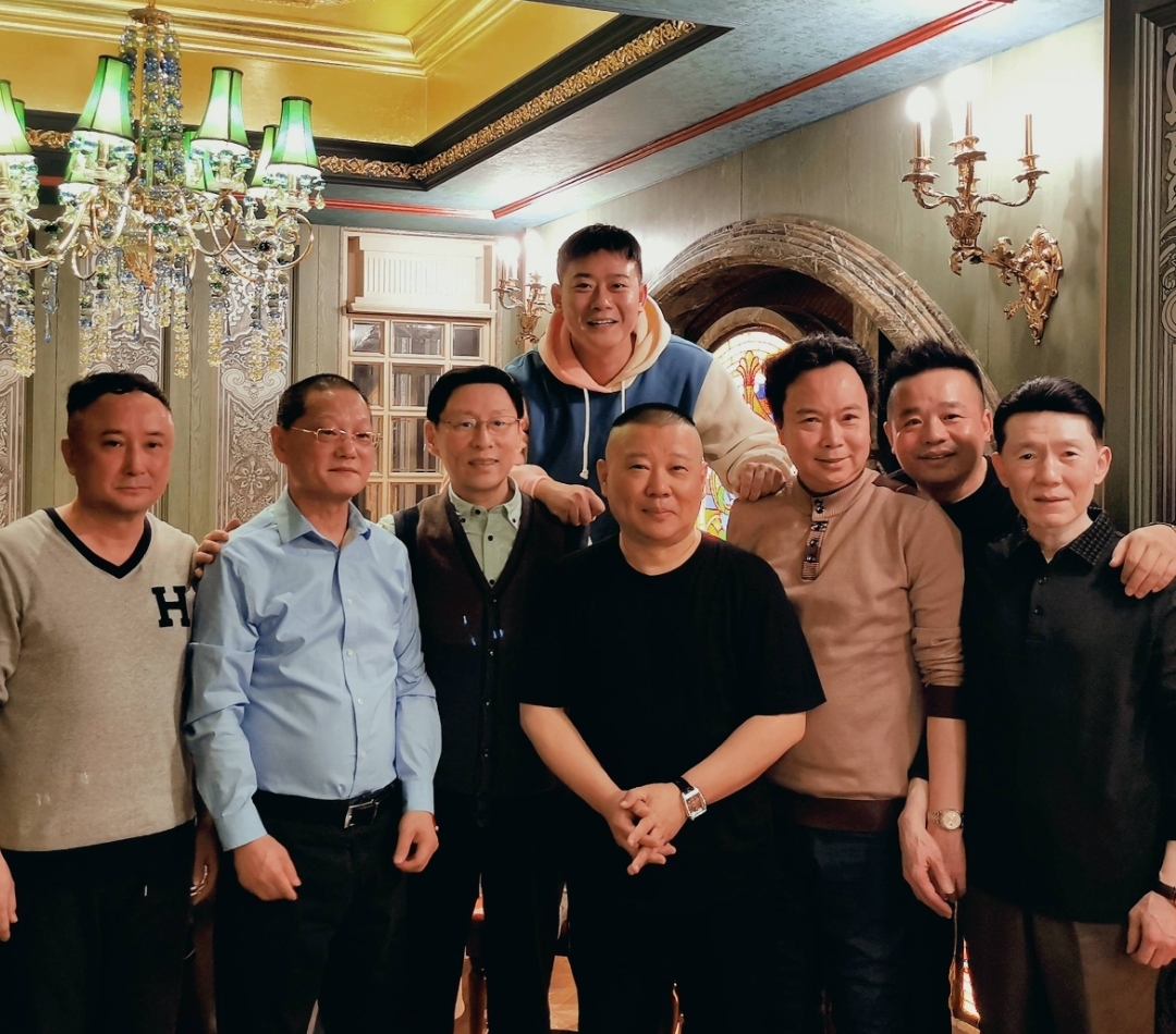 德云社|岳云鹏徒弟不当言论惹争议，荤话调侃同门师叔，德云社门风遭质疑