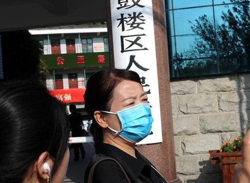 哲学筱筱 专业律师：5月8日并非休庭，而是案件重大需要进一步核查！