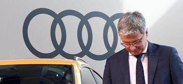 装记 奥迪要换新车标？经典“4个圈”变“毛毛虫”，车主：上不了台面