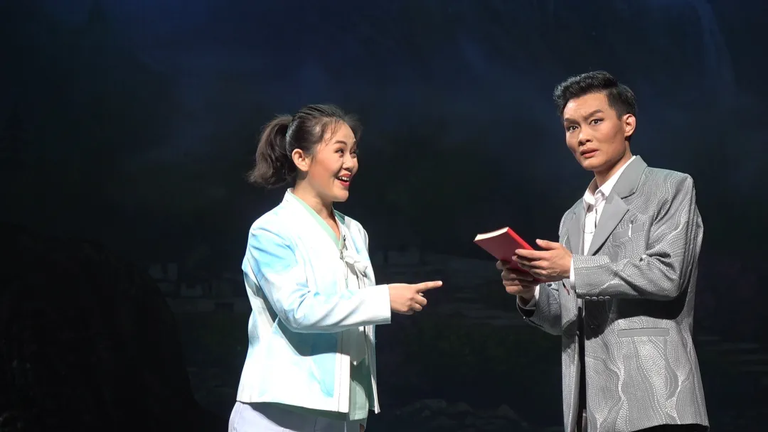 哲观世界 凝聚脱贫攻坚精神动力，讲好脱贫攻坚故事，唱响时代主旋律