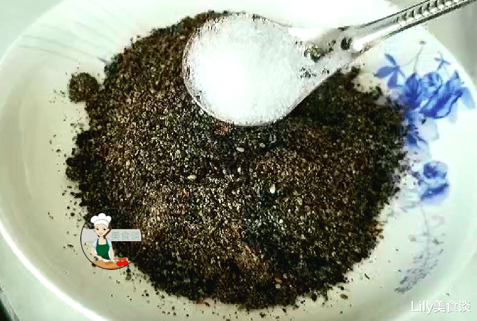 维生素|立秋后,这食物要天天吃,炒熟磨成粉囤着,每天吃一勺,乌发补血气色好