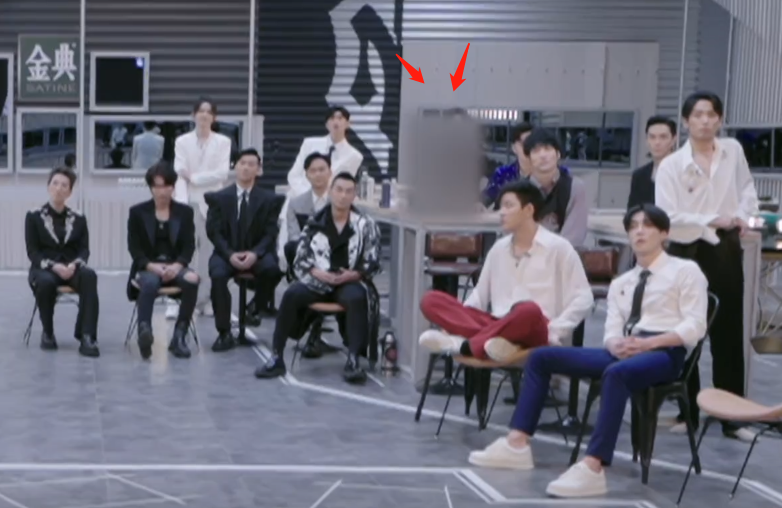 ai|《人民的财产》的AI换脸不走心，为什么不学学《爱情公寓5》？