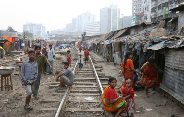 比印度還臟亂差，乘火車還賣掛票，帶你看孟加拉國-圖10