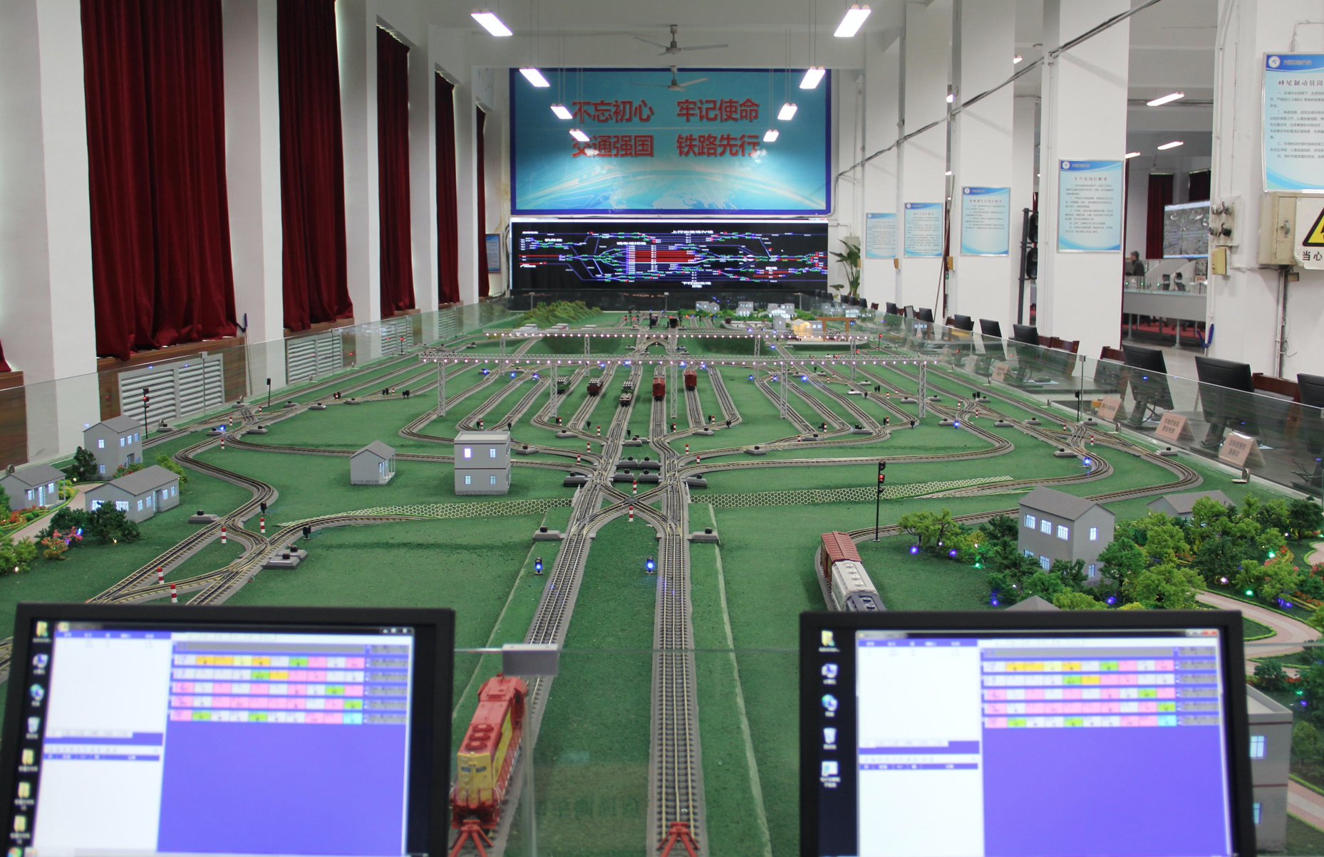 求职|大专生报考有前途的7大专业,毕业后找工作不难,就是相对比较辛苦