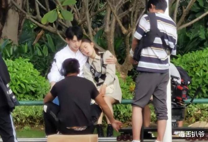 郭俊辰|《少年派2》最新路透，赵今麦郭俊辰牵手好甜，满屏都是CP感！