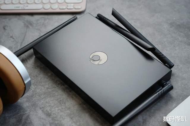 路由器|低调有“内涵”：功能强大，简单易用的蒲公英X5双频路由器体验