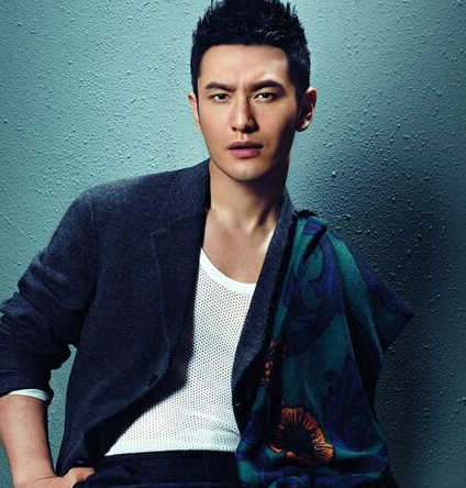 黄晓明|有种“整容”叫黄晓明减肥，43岁嫩回23岁，网友：这不是罗云熙？