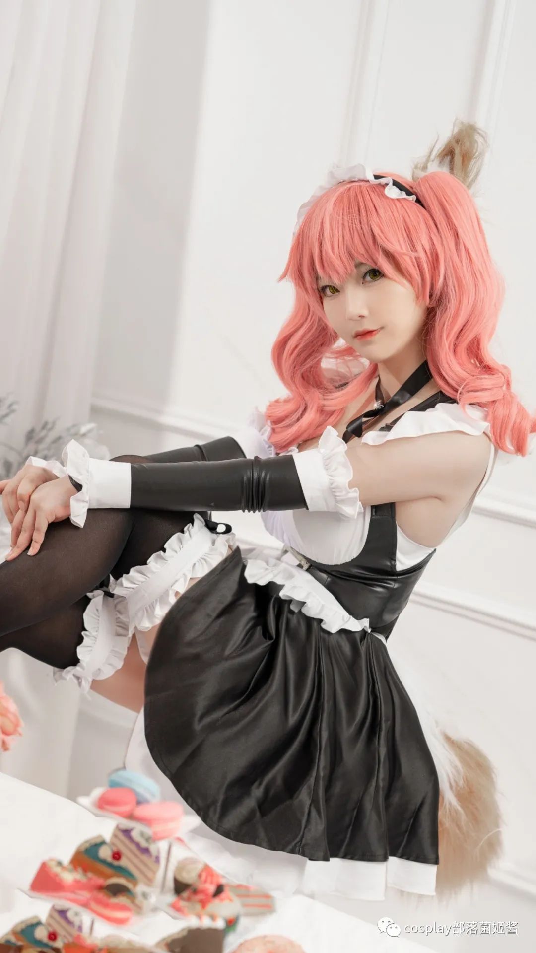 女仆装|cos：玉藻前圣诞女仆装cos正片@梓貓