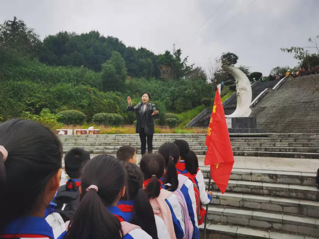 旺旺屋 南部东方国级学校四年级集体生日会