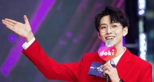 胡小小乖|名校毕业，在湖南台已经6年，《披荆斩棘》的齐思钧获得好评