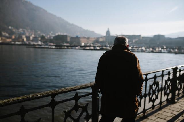 留恋世间|生娃早好还是生娃晚好，列出你的理由？