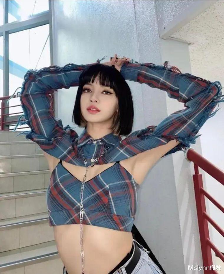 发型|清爽干练不挑人，短发女生一定要尝试下“一刀切”发型