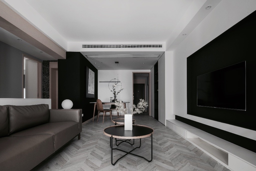 |钟爱原木色设计的女业主，为了孩子搬到新家，全屋温馨不失简约