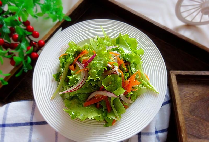 蔬菜 秋凉了，但这个碱性蔬菜不要断，轻食餐的主打菜，我每天都来一盘