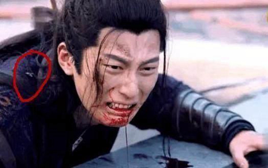 穿帮镜头|骗我们多年穿帮镜头，张卫健：我拍古装戏那么辛苦，穿背心怎么了